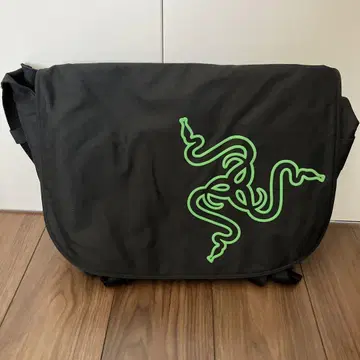 미사용품 Razer 메신저 백 블랙 에코백 덤 증정