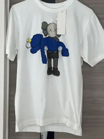 kaws uniclo 컬렉션 상품(미착용)