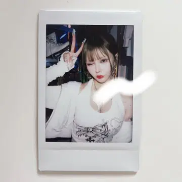 센리 카나노 폴라로이드