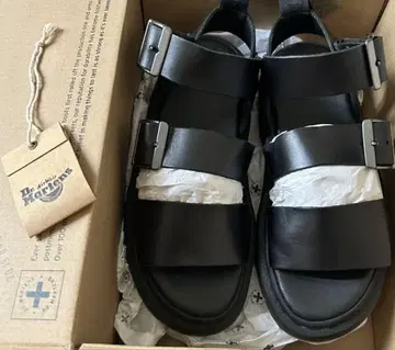 Dr.Martens GRYPHON 닥터마틴 그리폰 샌들 23