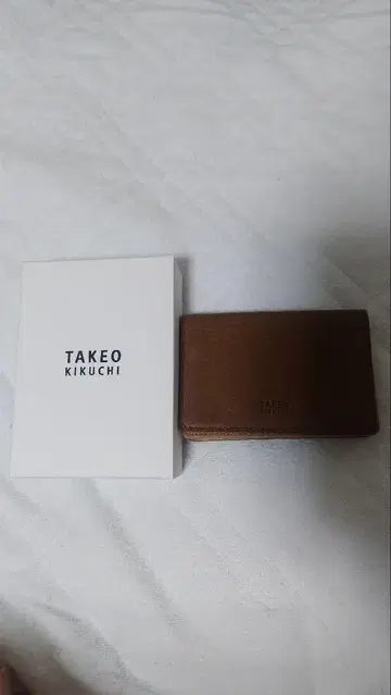 새상품 다케오 키쿠치 남성용 명함지갑 초코