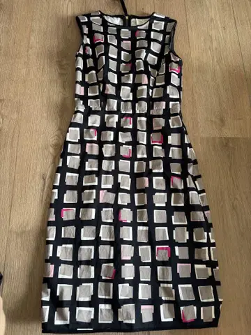 kate spade 슬리브리스 무릎 기장 원피스