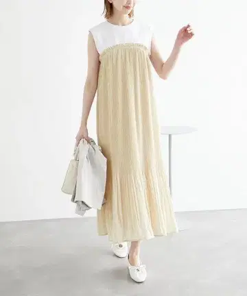 로페피크닉 플리츠 원피스 베이지 새상품 38