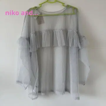 niko and... 2WAY 프릴 긴팔 상의 라이트 그레이