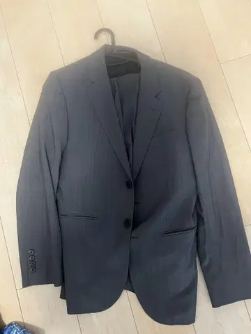 EPoca Uomo 다크 그레이 수트 셋업