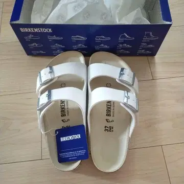 새상품 BIRKENSTOCK 애리조나 화이트 샌들 37