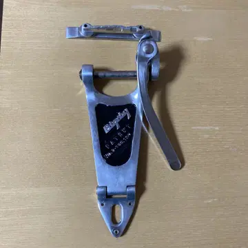 Bigsby B6 트레몰로 및 알루미늄 브릿지 세트