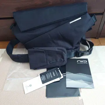 NIID MEGA PRO (RADIANT MEGA SLING) 블랙 보통