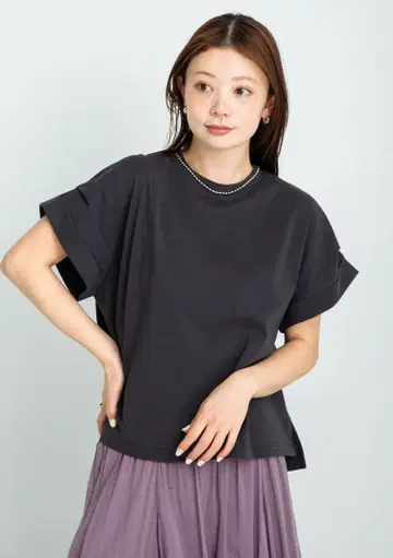 미사용 새상품 택 포함 어반 리서치 써니 라벨 더블 턱 풀오버