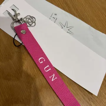 GUN 핑크 키링 꽃 참 포함