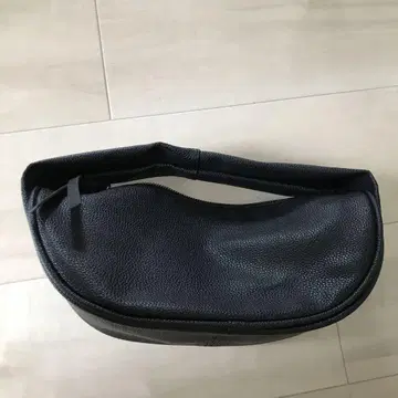 원 핸들 랩 백, 약간의 가격 인하 가능합니다.