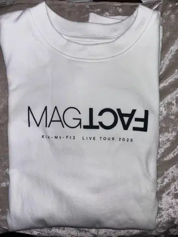 Kis-My-Ft2 LIVE TOUR 2025 MAGFACT 티셔츠