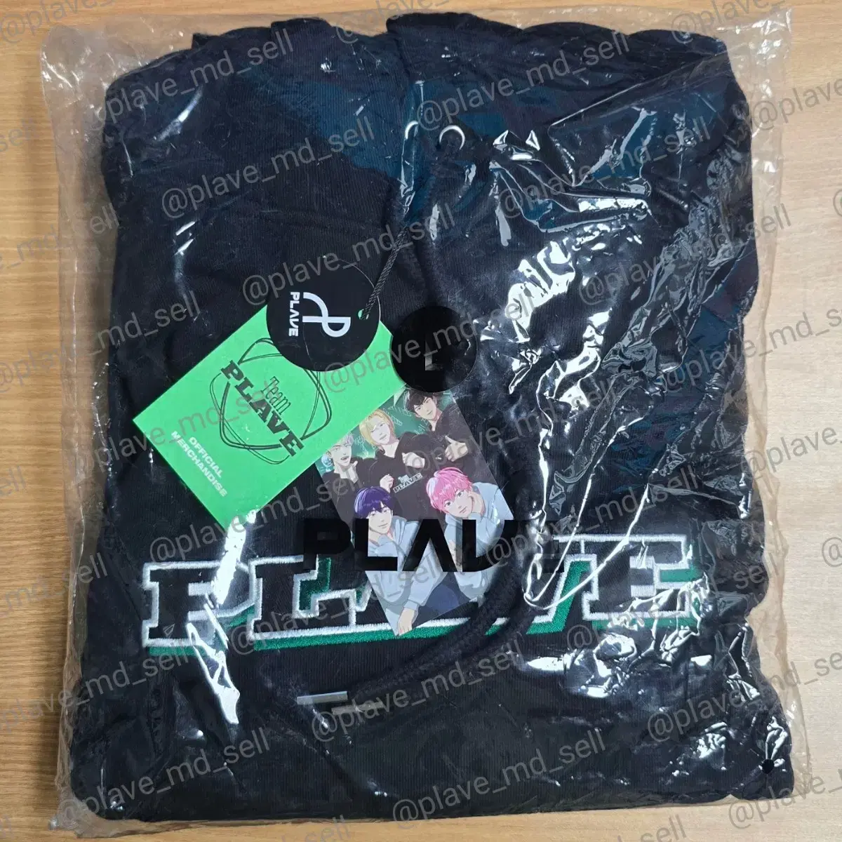 PLAVE | 플레이브 PLAVE Sixth Summer Team PLAVE Black Hoodie on