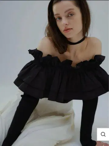 orgue Choker frill knit 오프숄더 프릴 니트