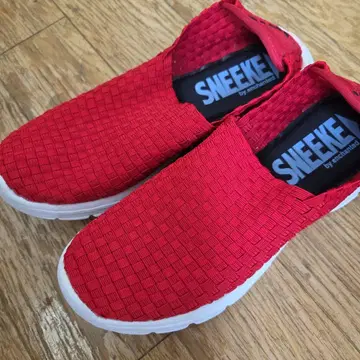 SNEEKE 경량 메쉬 디자인 스니커즈 빨간색