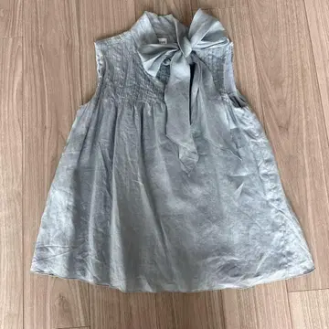 ARMANI 슬리브리스 블라우스