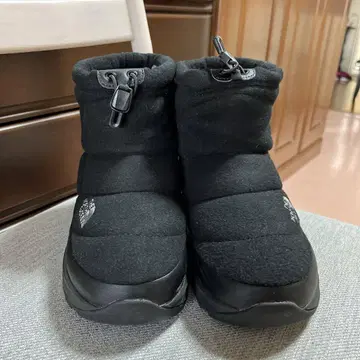 THE NORTH FACE 블랙 숏부츠