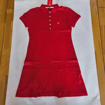 택 포함 새상품 몬츄라 원피스 M 사이즈 여성용
