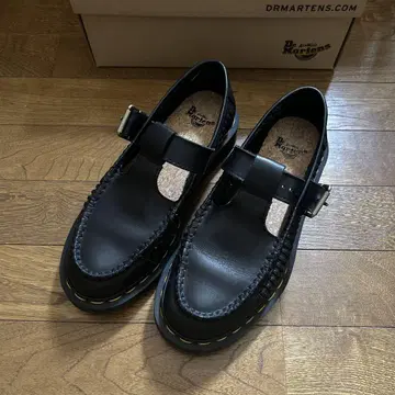 Dr. Martens 버클 로퍼 블랙