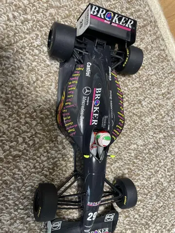 F1 1/18 사우버 C13