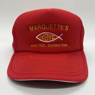 90년대 빈티지 Marquette's 물고기 자수 로고 트래커 캡
