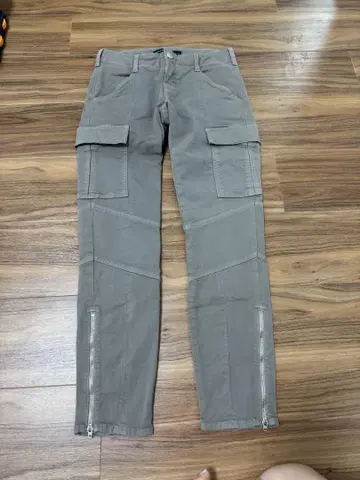 J BRAND for 띠어리 그레이 카고 팬츠