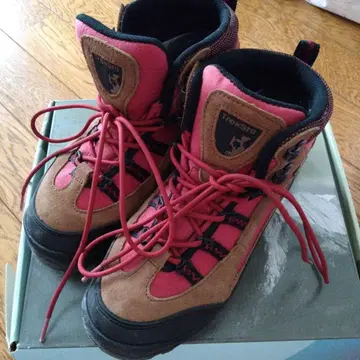트렉스타 아웃도어 신발 GORE-TEX