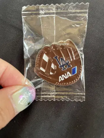 ANA 다저스 그로브 콜라보 핀 배지