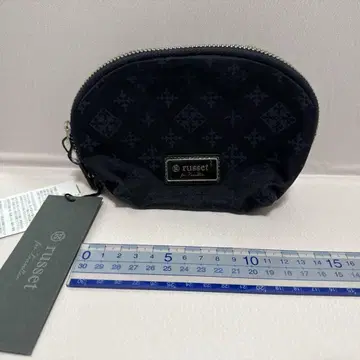 러셋 파우치