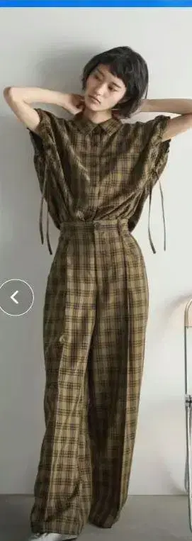 올리브 그린 체크 무늬 셋업