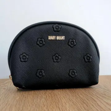 미사용품급 마리콴트 MARY QUANT 돔형 파우치