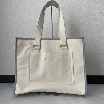 OLIVE des OLIVE Aimerianejoie 칼리 온 토트
