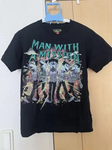 만위즈 티셔츠