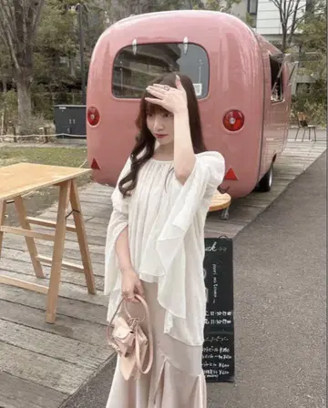 무게 알리스 블라우스