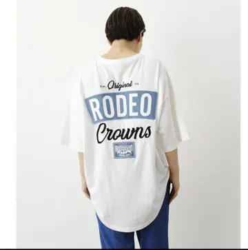 RODEO CROWNS D PATCHES V넥 티셔츠