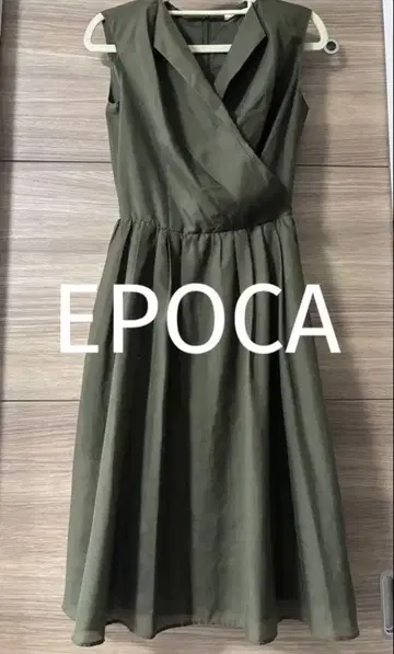 EPOCA 슬리브리스 원피스 올리브 사이즈 38