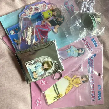세련된 마녀 러브 & 베리 굿즈 묶음 판매