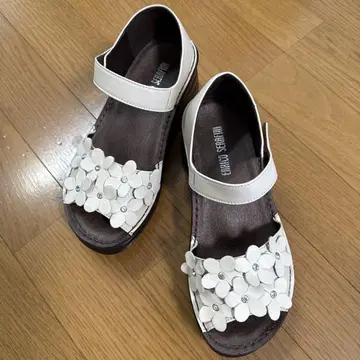 엔리코 꽃잎 샌들 S 아이보리