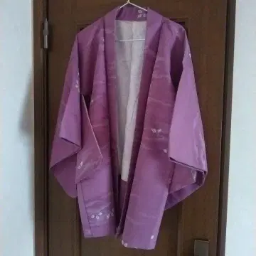 일본 의류] 겉옷 얇은 보라색 꽃무늬