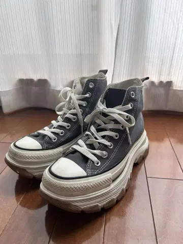 CONVERSE 통굽 하이컷 스니커즈 US6.5