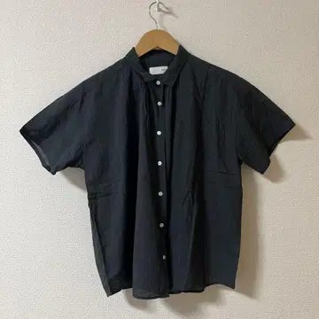 HUIS. 블랙 반팔 셔츠 스트라이프 엔슈 직물