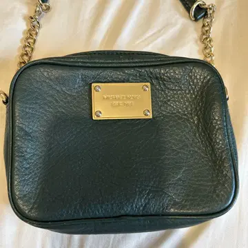 Michael Kors 다크 그린 숄더백