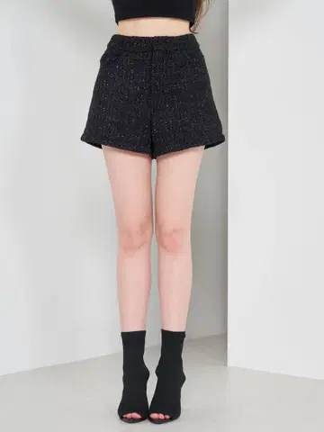 Darich (다리치) 썸머 트위드 컴팩트 숏 팬츠
