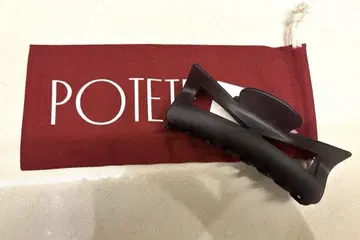 potete 포테테 리본 헤어 클립 매트 블랙
