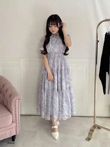 evelyn 라메 프릴 꽃무늬 원피스