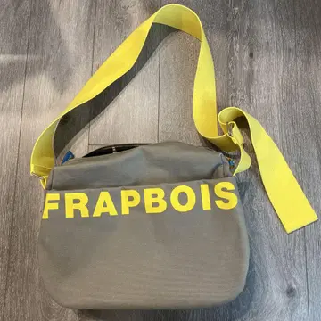 FRAPBOIS 플라보아 숄더백