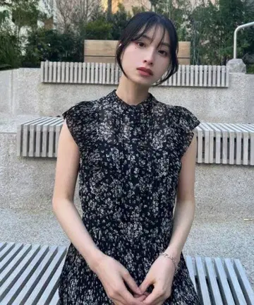 플리츠 디자인 쉬폰 프린트 원피스