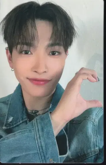 ATEEZ NOT OKAY HONG JOONG 트레이딩 카드
