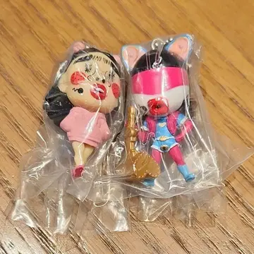 브리아나 기간테 키체인 마스코트