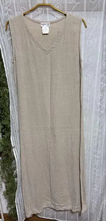 에네스베 V넥 롱 원피스 린넨 100%